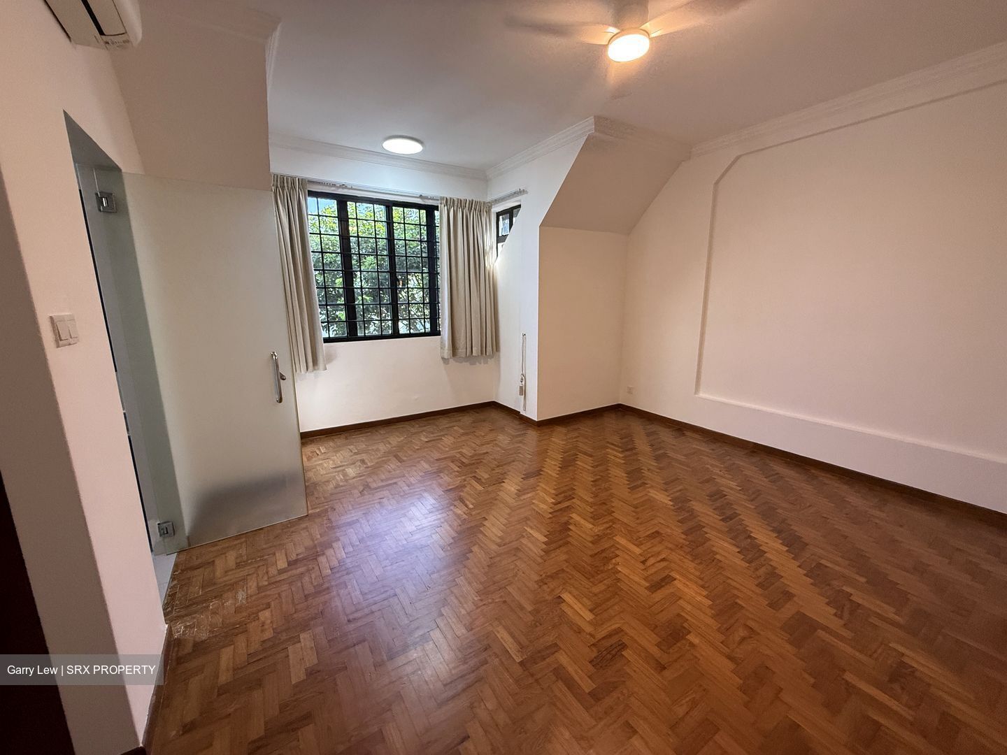 Airview Park (D21), Terrace #523895111